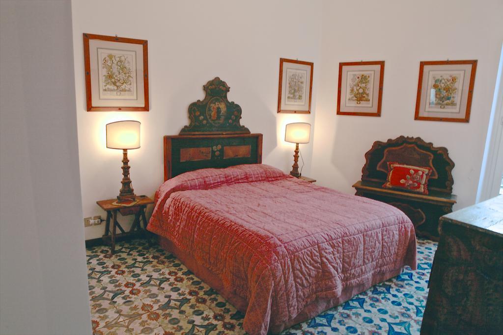 Domus Antonella A Trastevere روما الغرفة الصورة